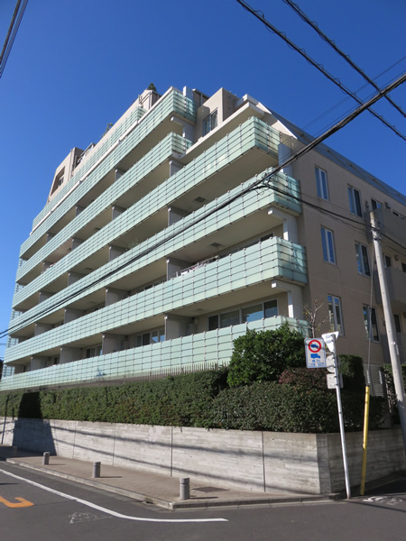 プラウド代々木初台の外観