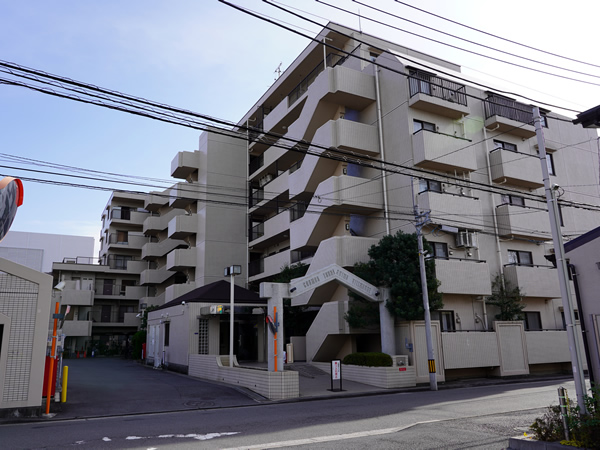 コスモ綱島ヴィルマージュの外観