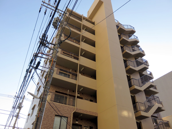 モナークマンション海老名2の外観