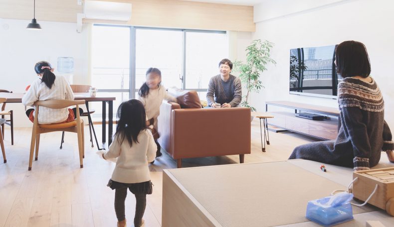 床暖房の満足度は実際どう？ インテリアもスッキリ、わが家のぬくぬく快適生活