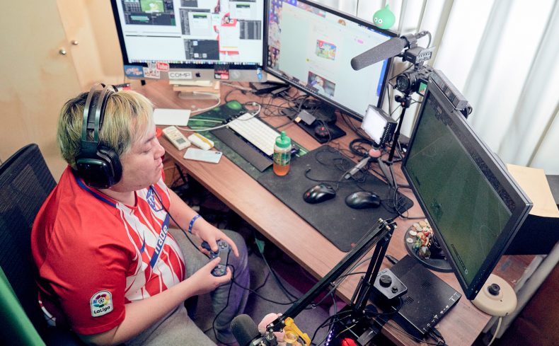 ゲーム中心の暮らしは意外と多忙。プロゲーマーの知られざる日常