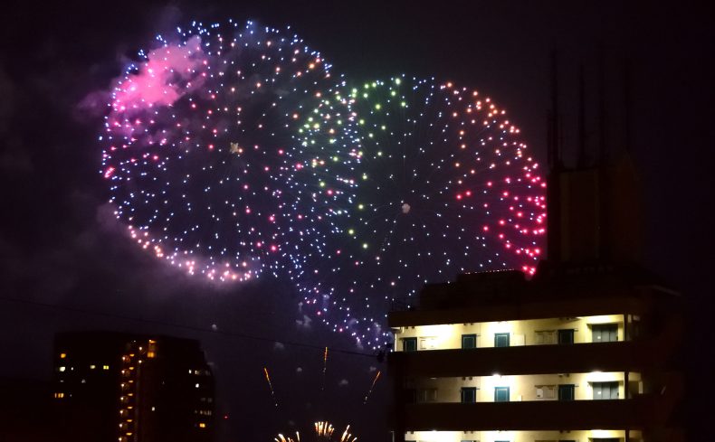 花火マニア厳選！ 家でも会場でも、花火を快適に楽しむ暮らし （おすすめ花火大会付き）