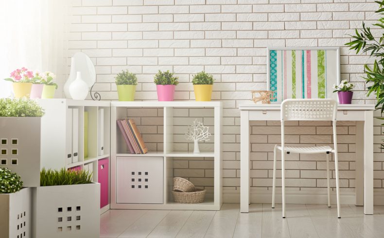 DIYデビューにぴったり！ カラーボックスDIYで可愛く便利に【実例】