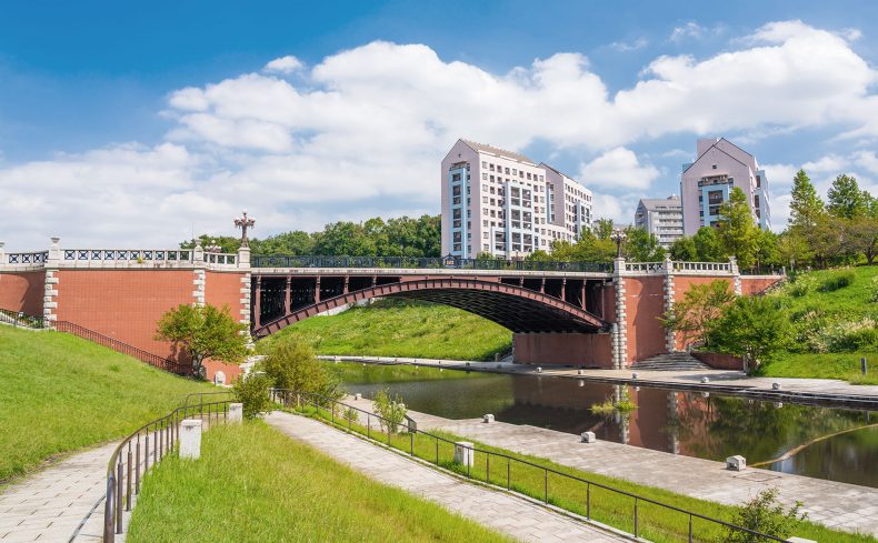 魅力的な公園がいっぱい！ 八王子でコスパ最強な健やか子育て