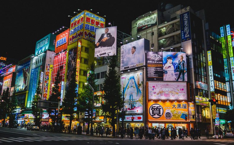 私のヲタ活ライフ。1年で150万円つぎこんだ「機動戦士ガンダム」