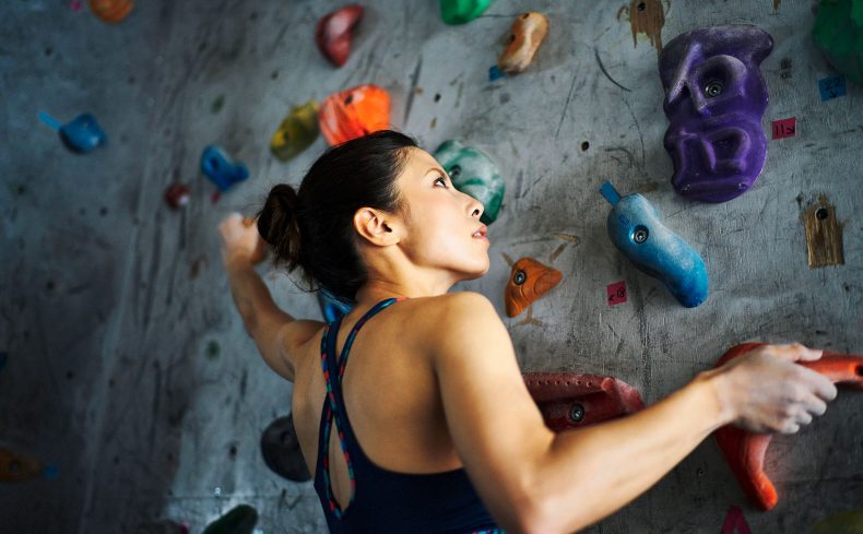 ボルダリングの爽快感はやみつき！ 初心者でも続けやすい生涯スポーツ
