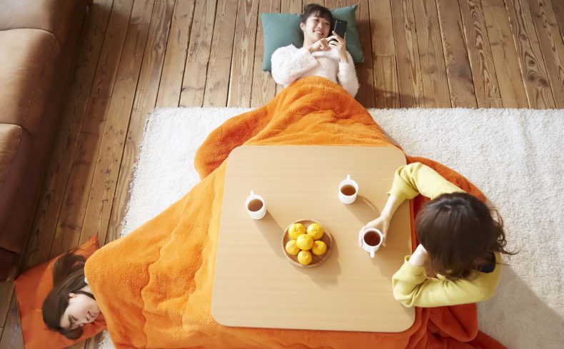 リビングに合うこたつの選び方。おしゃれなこたつでほっこり家時間を