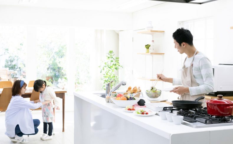 週末パパ料理、はじめました。家族に好評なチャレンジしやすい定番料理とは