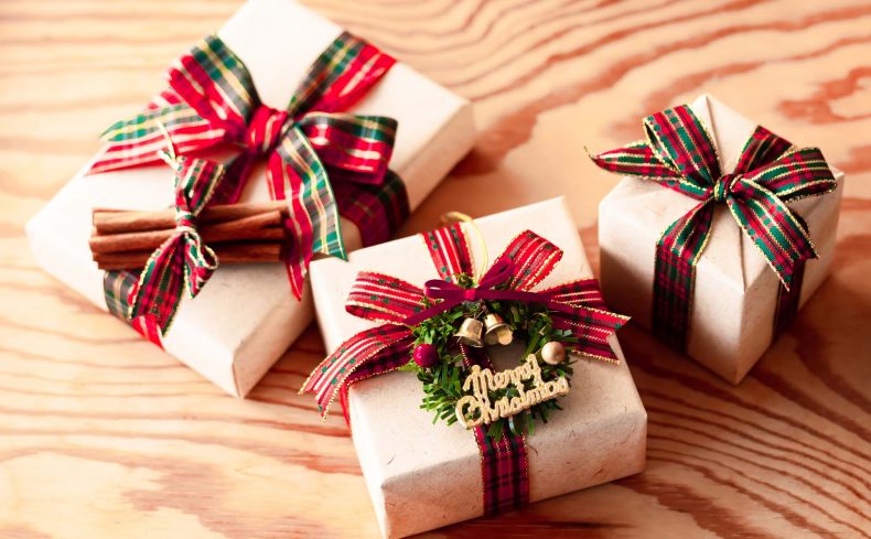 両親と祖父母に送りたい、2020年のクリスマスプレゼントはどう選ぶ？