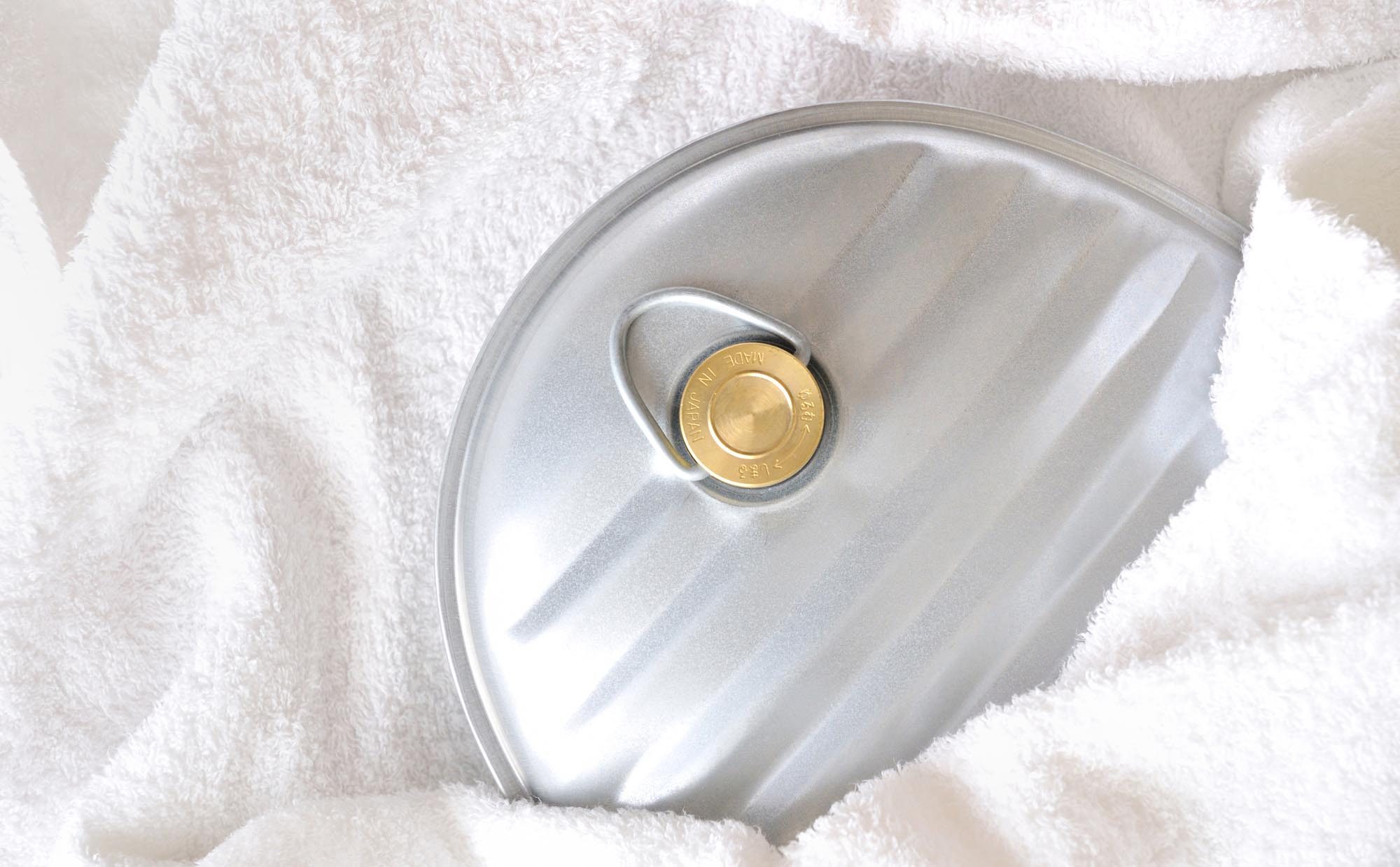 湯たんぽ歴10年の私が伝えたい、足を冷やさずぬくぬく快適な湯たんぽの魅力