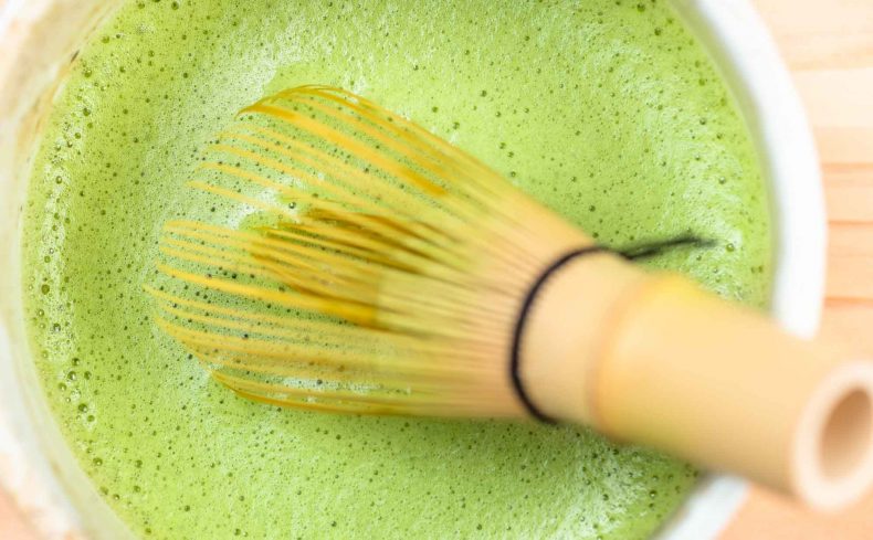 「テーブル茶道」の魅力と始め方。大人の趣味で日々にゆとりを