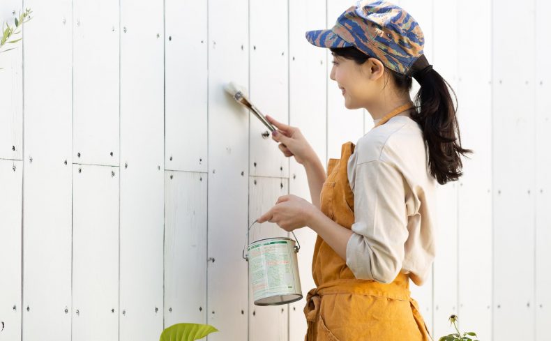 黒板塗料でお部屋にアクセントを！ おしゃれで機能的なDIY事例集