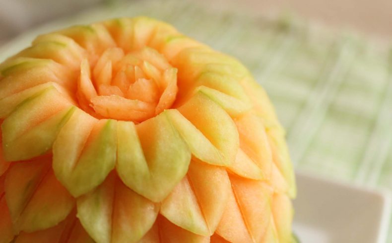 「フルーツカービング」の5つの魅力！体験談や簡単な始め方を紹介します