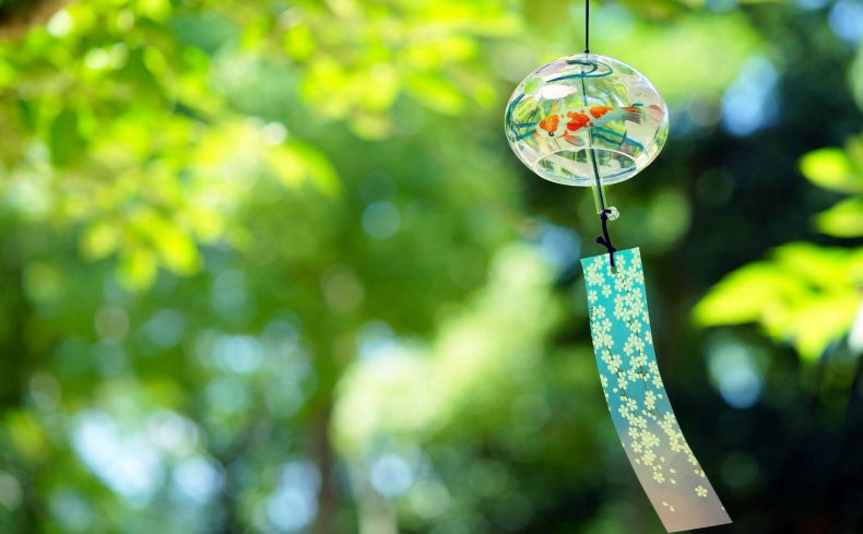 涼をとるための工夫とアイデア。涼やかなおうち時間を過ごそう