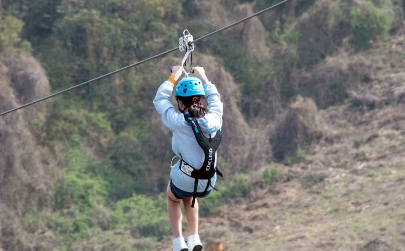 大自然を満喫！ジップラインアドベンチャーとは？ 家族時間を10倍楽しく