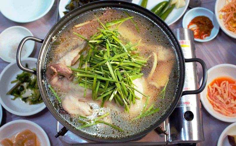 身近な食材で作る「薬膳スープ」の魅力。じんわり温まる3つの簡単レシピ