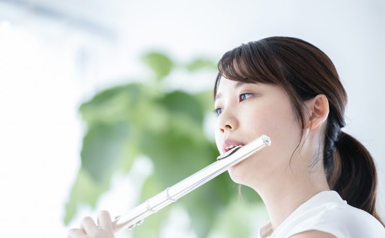 フルートは大人から始めやすい趣味。始め方やお手入れ方法、魅力の体験談