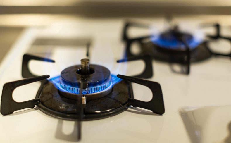 一人暮らしのガス代の平均額は？ ガス代を節約する4つの方法