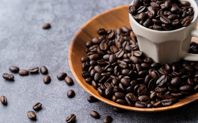 【特集】「コーヒーが趣味」な人々の暮らし。ミルやエスプレッソマシンの魅力・選び方