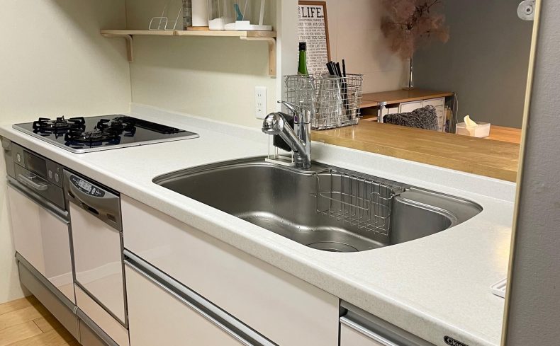 システムキッチンの収納術！ 整理収納アドバイザーが片付けのポイントを紹介