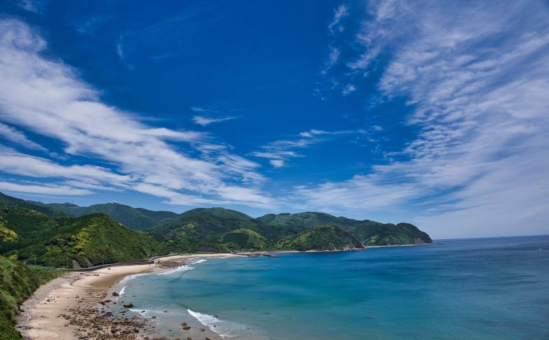 サーフィンのため宮崎に移住した体験談。私のおすすめサーフィンスポット10選