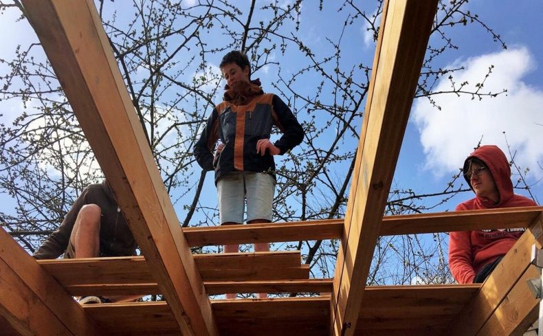 タイニーハウスをDIYで手作り？ 創意工夫あふれるベルギーの日常