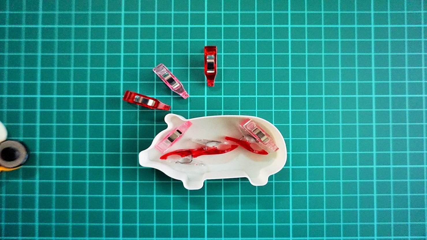 はさむ面積は小さいが、布をしっかりとつかんでくれる © IKUMI