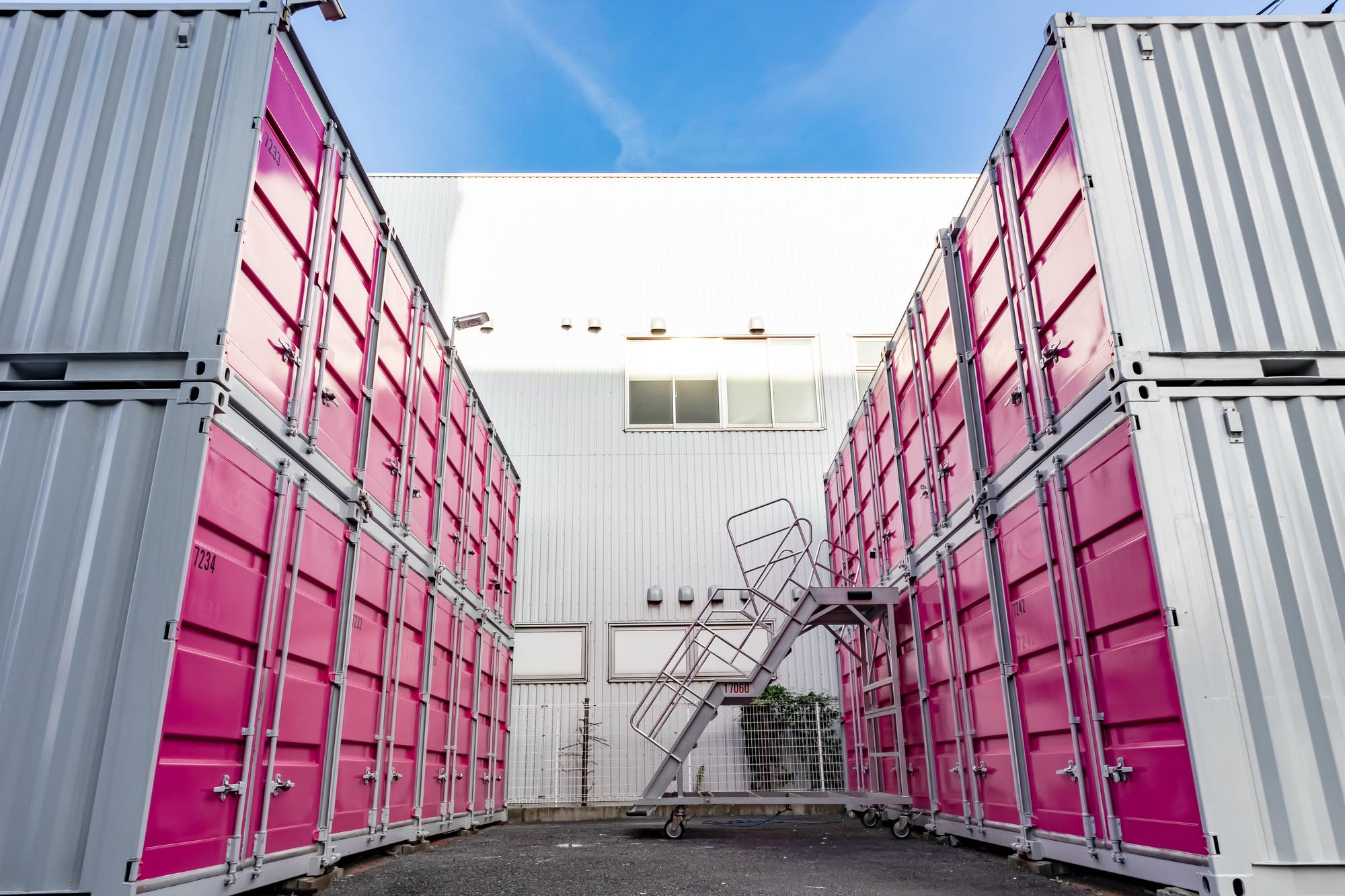 荷物の多い人必見！トランクルーム付き賃貸で快適生活。私の活用例を紹介します