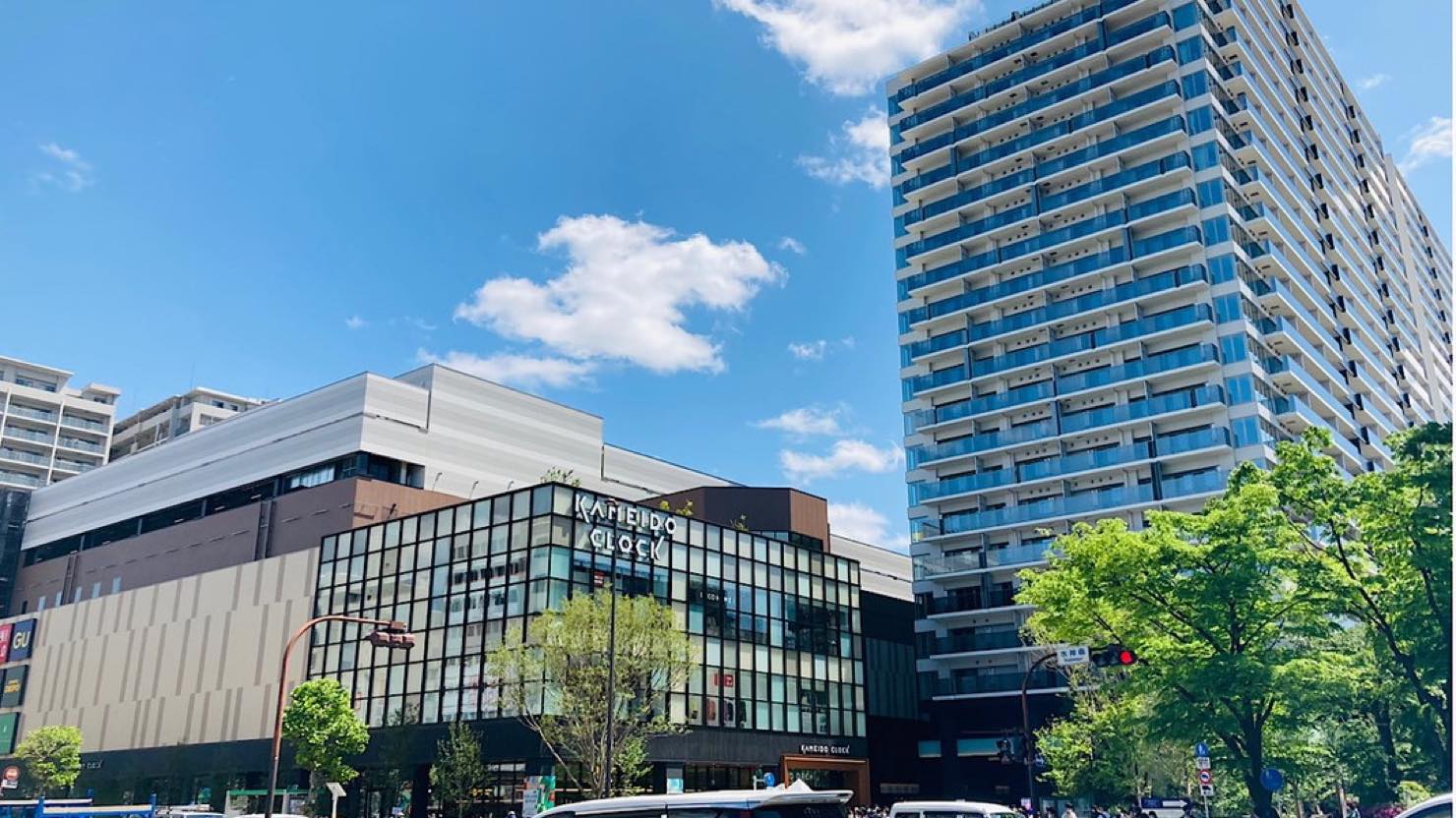 東口駅前のショッピングセンター「 KAMEIDO CLOCK(カメイドクロック)」