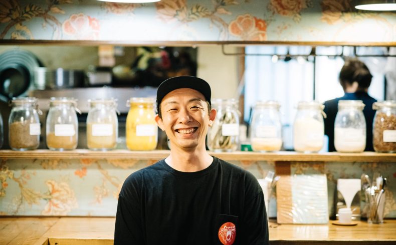 大阪・中津「スパイスカレー まるせ」の店主に聞く、新旧が融合する中津の魅力 ～店から広がる街の姿～