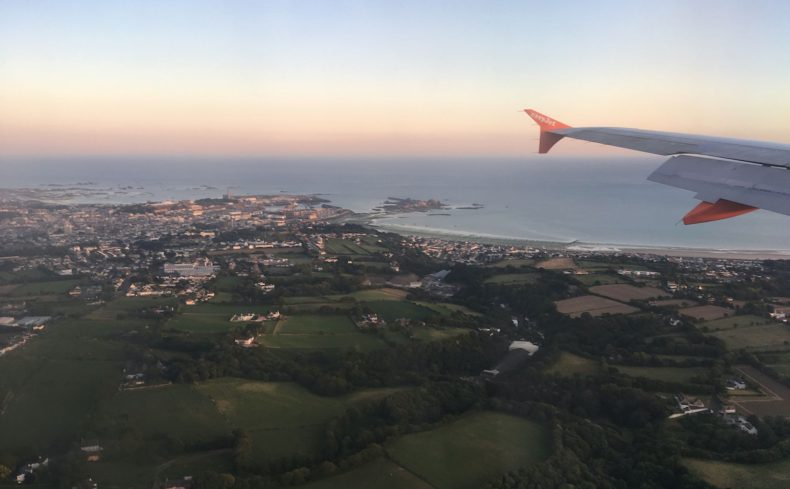 「ジャージー島」とは？英国最南端の不思議な島にみる、島暮らしの魅力