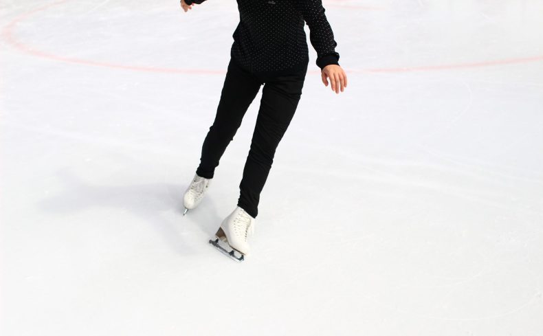 フィギュアスケートは大人からでも始められる！魅力や始め方を紹介