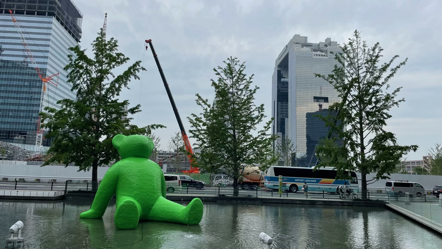 グランフロント大阪モニュメント