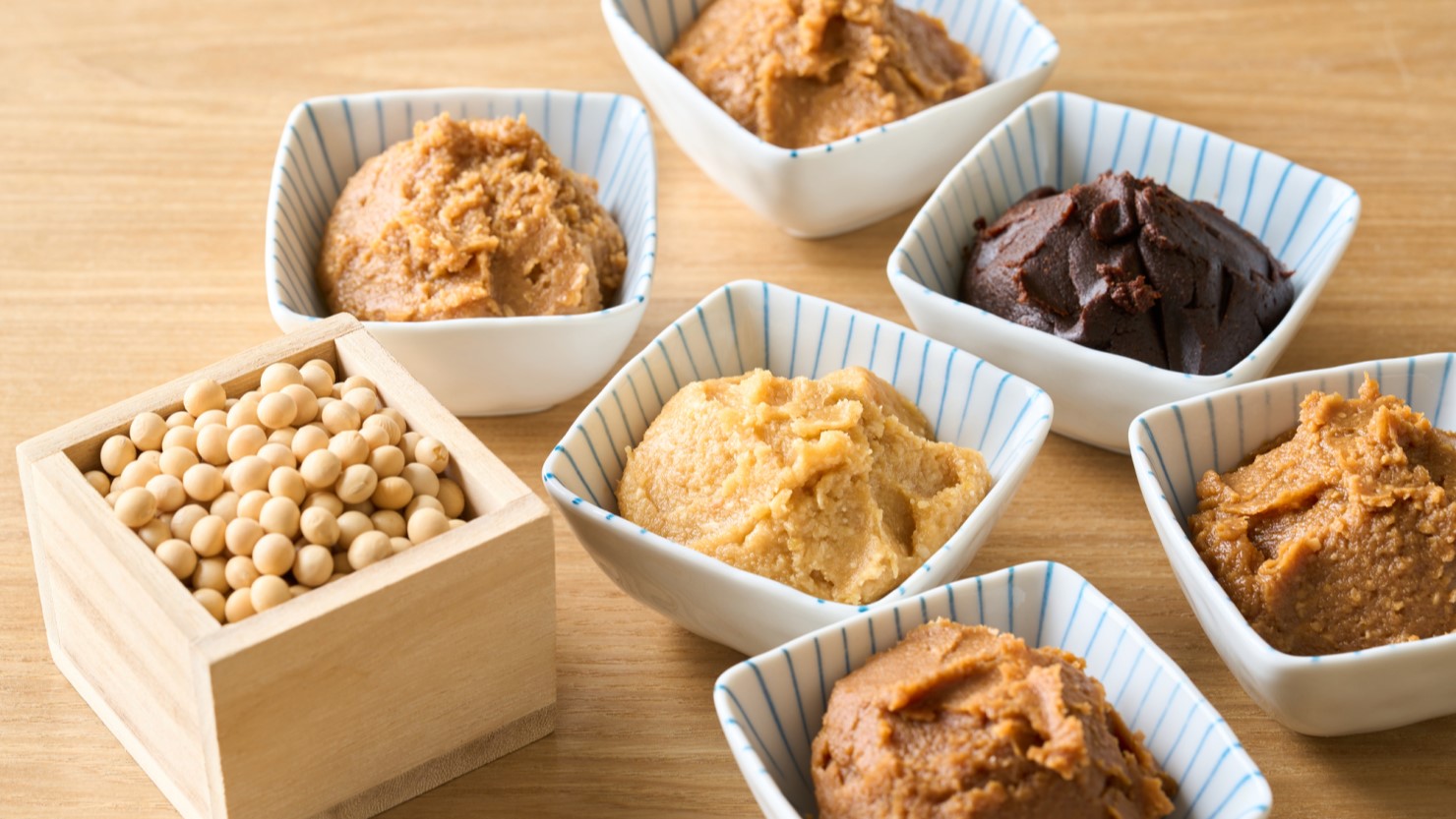 いろいろな種類の味噌