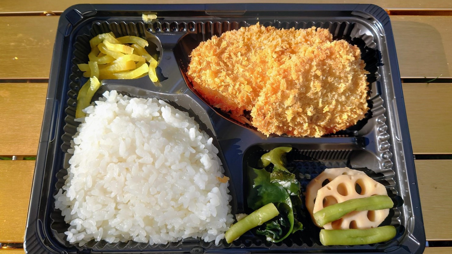 鯵家のアジフライ弁当