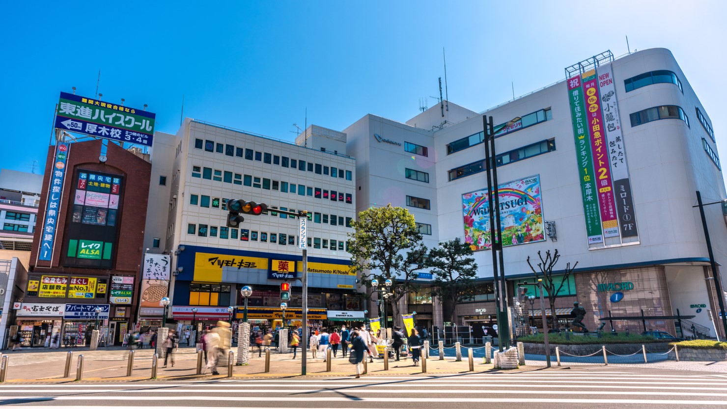 神奈川県のほぼ中央の本厚木駅が1位