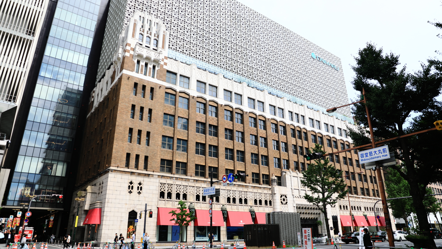 大丸心斎橋店本館全景