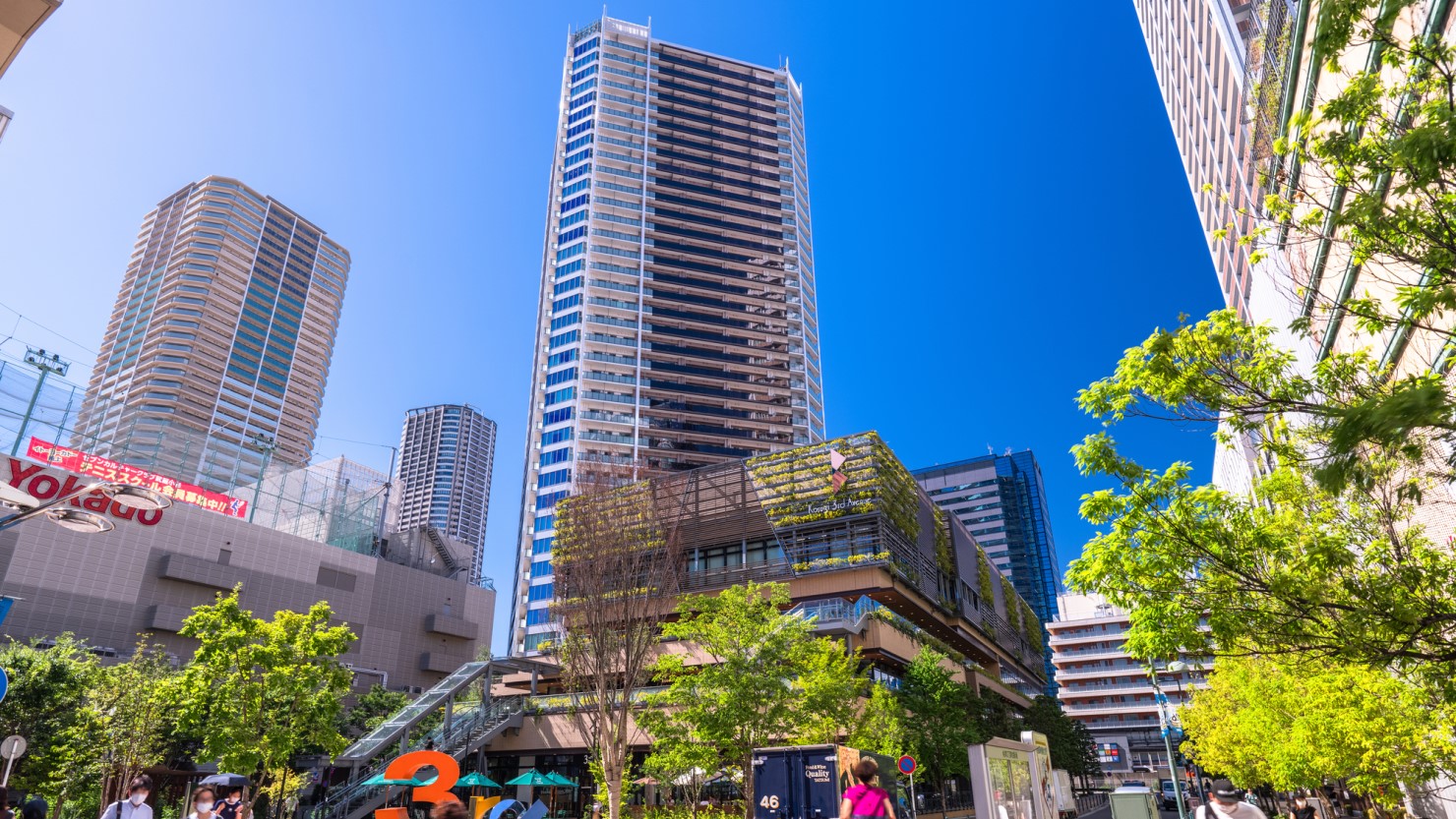 武蔵小杉駅前の街並み