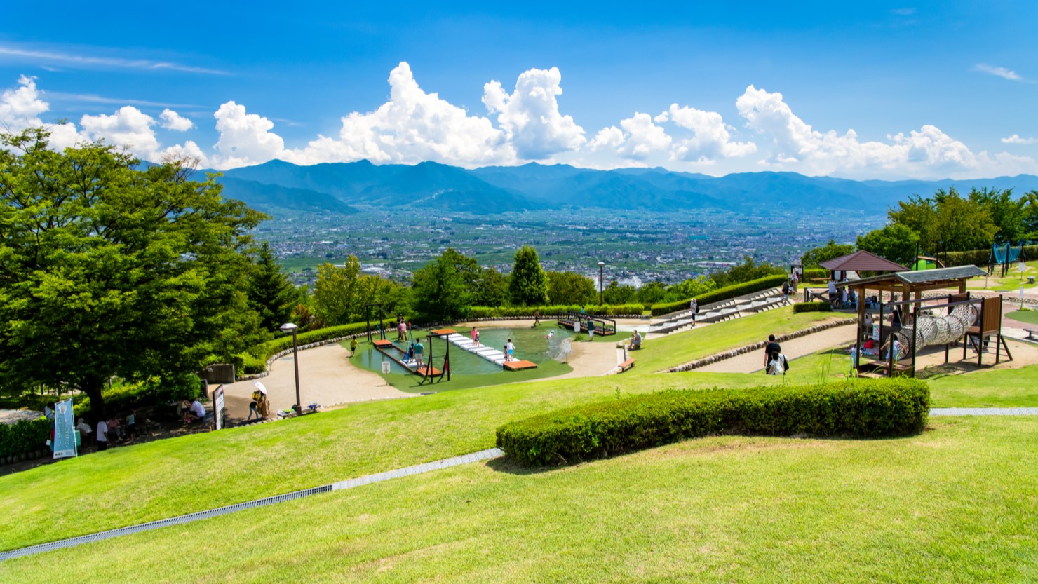 周囲にはフルーツ狩りができる施設が多いのが魅力