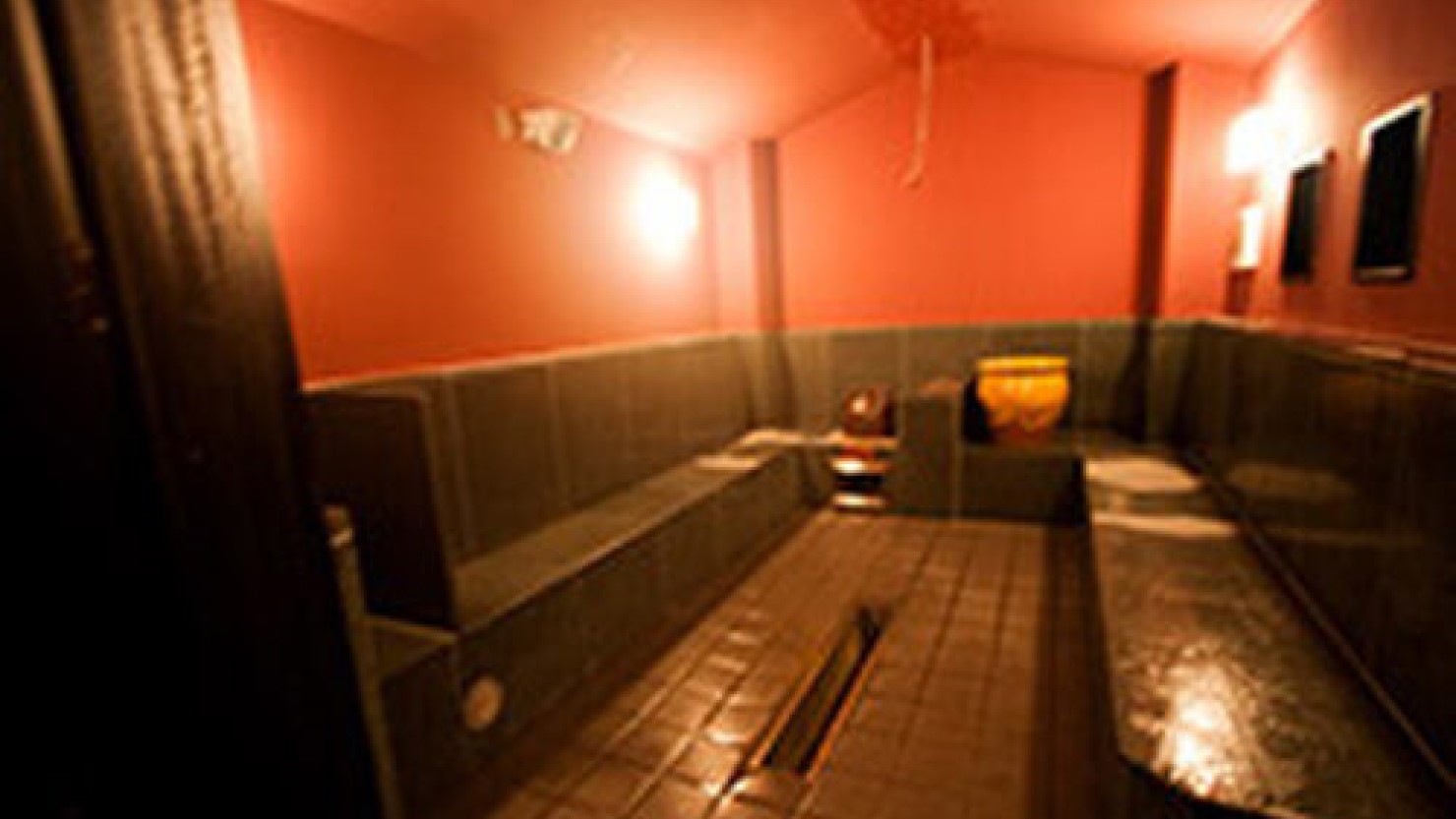 鶴見緑地湯元 水春