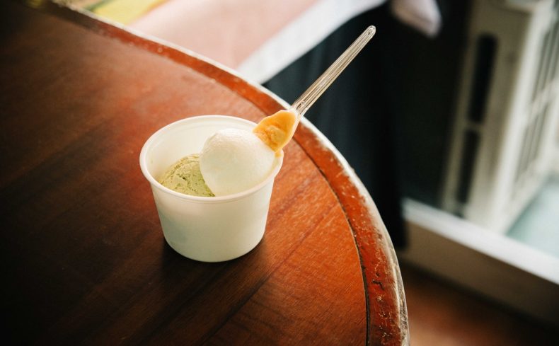 店主は日本ジェラート界のパイオニア。街の人を魅了する谷町六丁目の老舗ジェラート店「チルコドーロ」