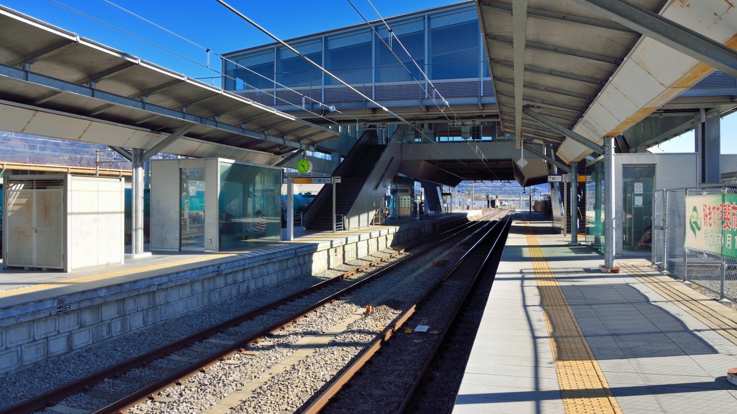 約1時間半で新宿に行けるアクセスの良さが魅力