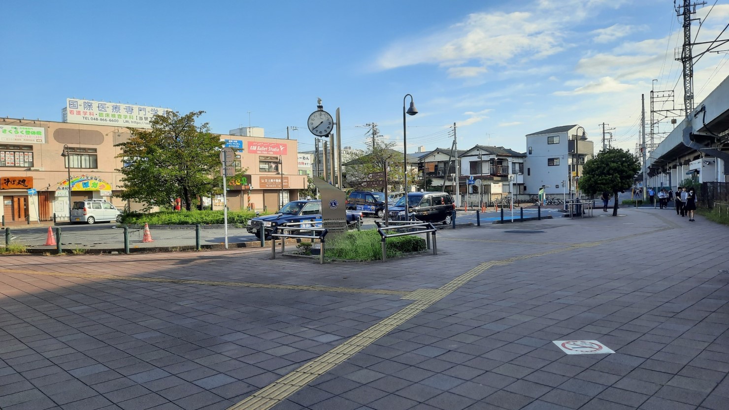 西浦和駅ロータリー