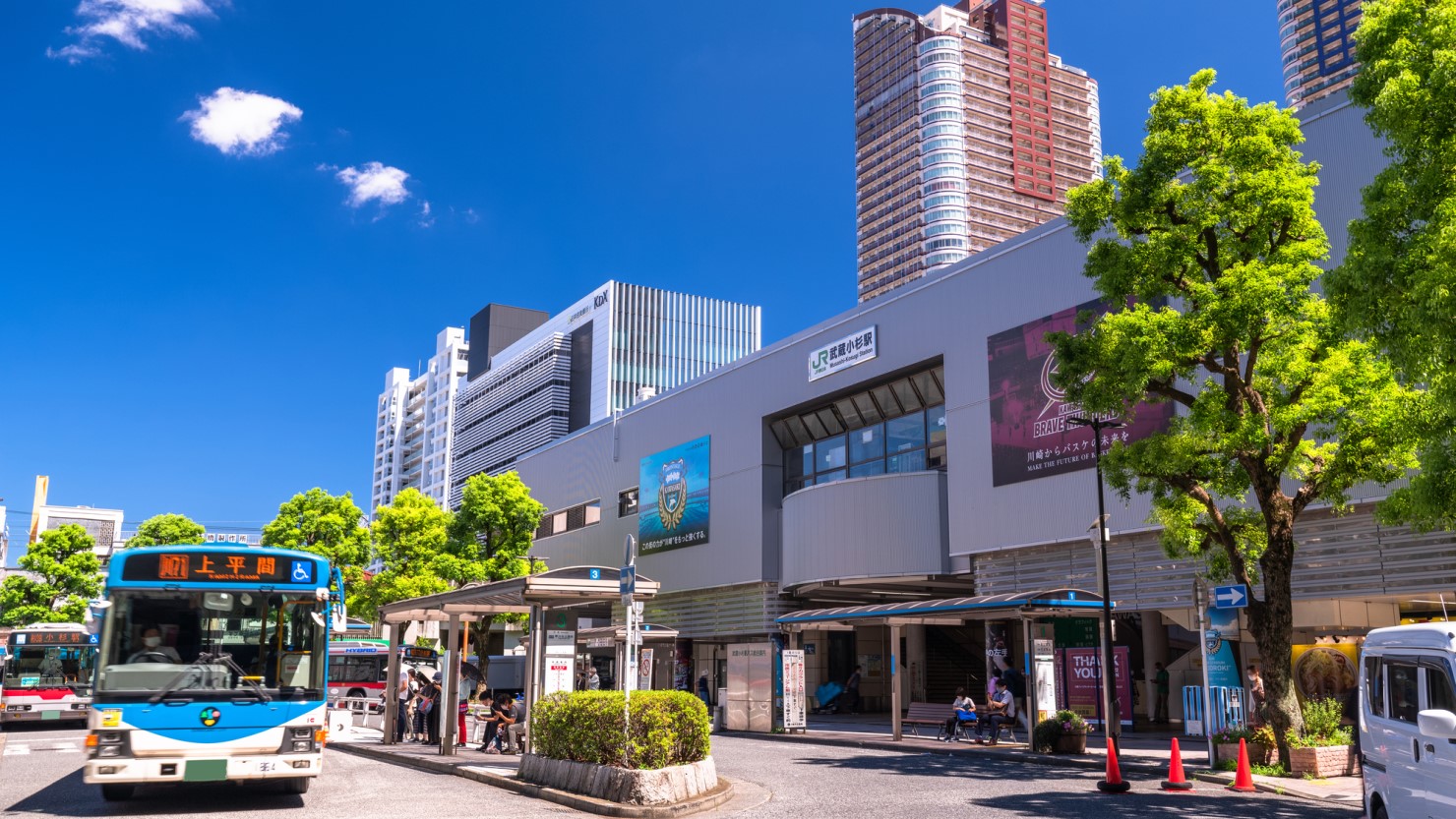 武蔵小杉駅東急中央口のロータリー