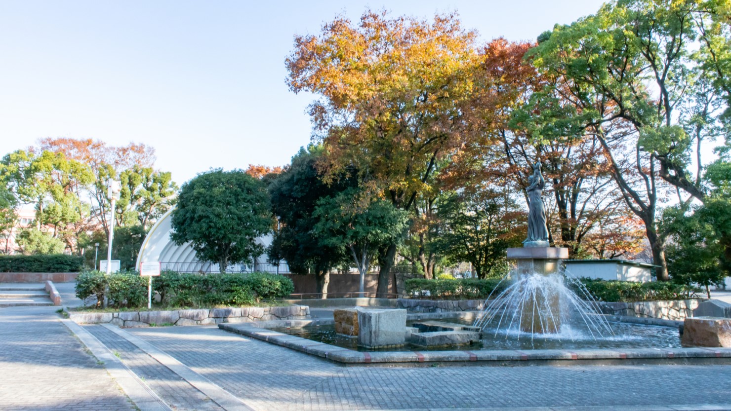 川崎市中原平和公園