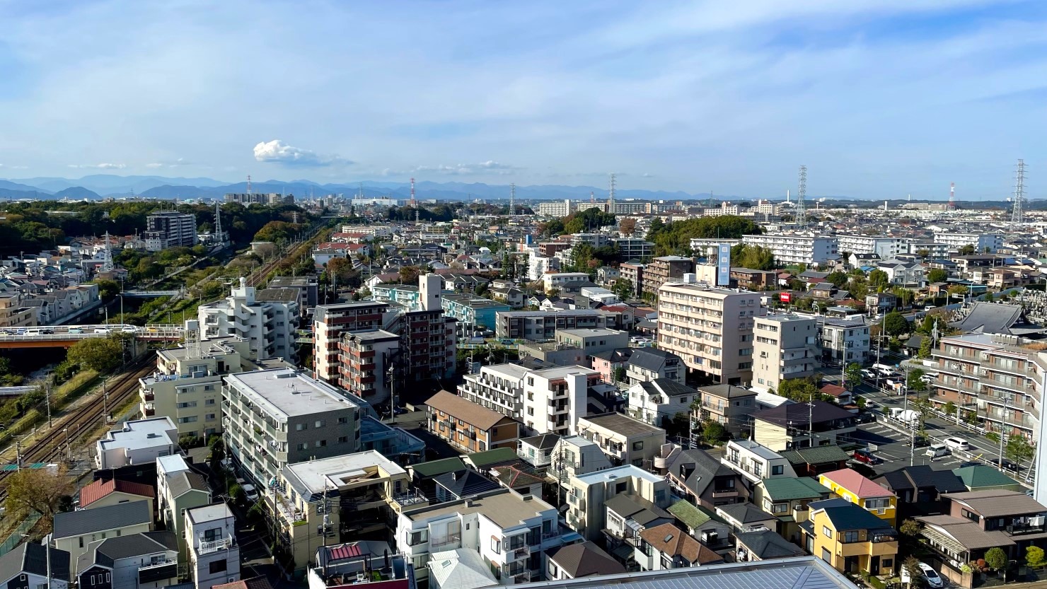 町田市役所から見た街並み