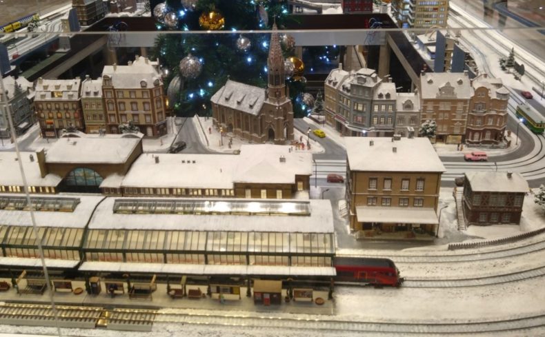 “ジオラマ作り”を始めてみよう！理想の世界を忠実に表現