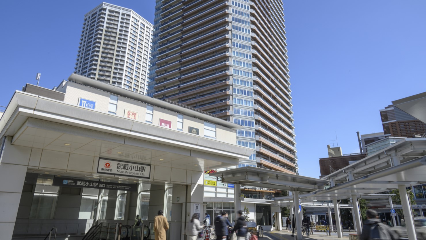 目黒駅まで急行で1駅の武蔵小山駅