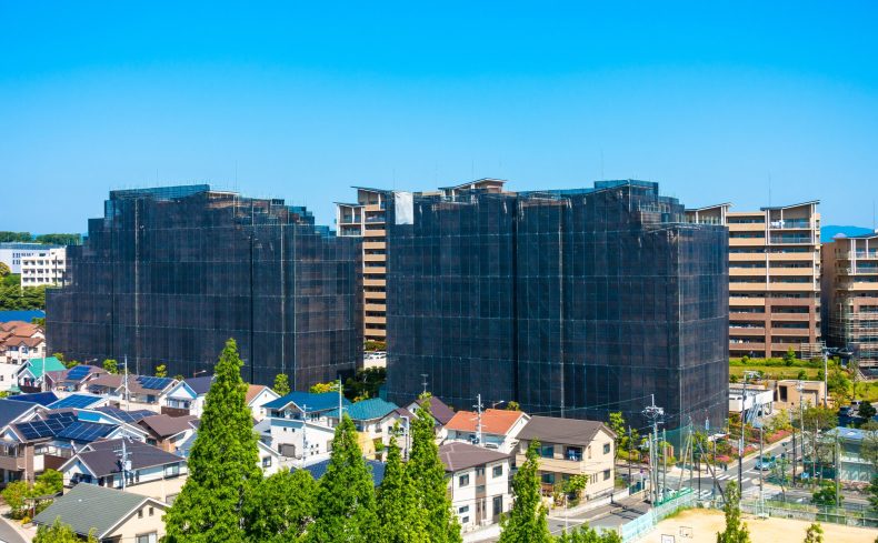 マンション大規模修繕を低ストレスで乗り切るには？ 工事期間中の過ごし方を解説