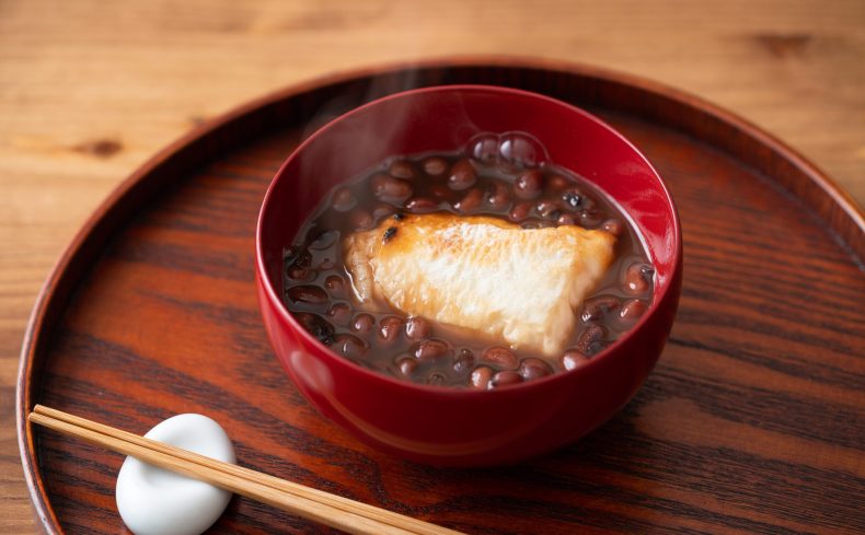 京都の「冬のおやつ」でほっこり。ぜんざいやお団子、季節の和菓子など、京都ならではのおやつをご紹介